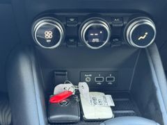 Fahrzeugabbildung Captur II Rive Gauche Plug-In 160