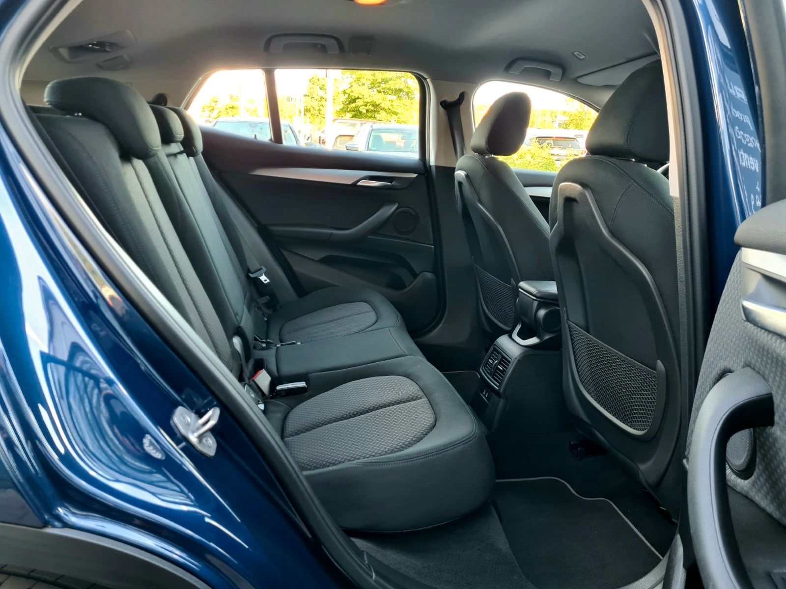 BMW X2 s18d Advantage - LED - NAVI+ - HUD - CAM - foto 15