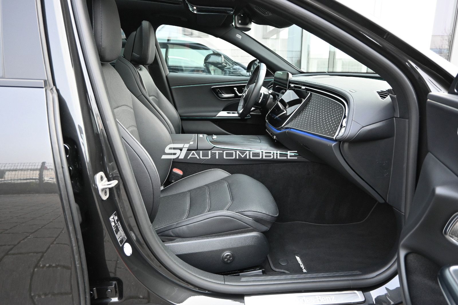 Fahrzeugabbildung Mercedes-Benz E 220 d 4Mat. T AMG PLUS °UVP 94.569€°NIGHT°PANO