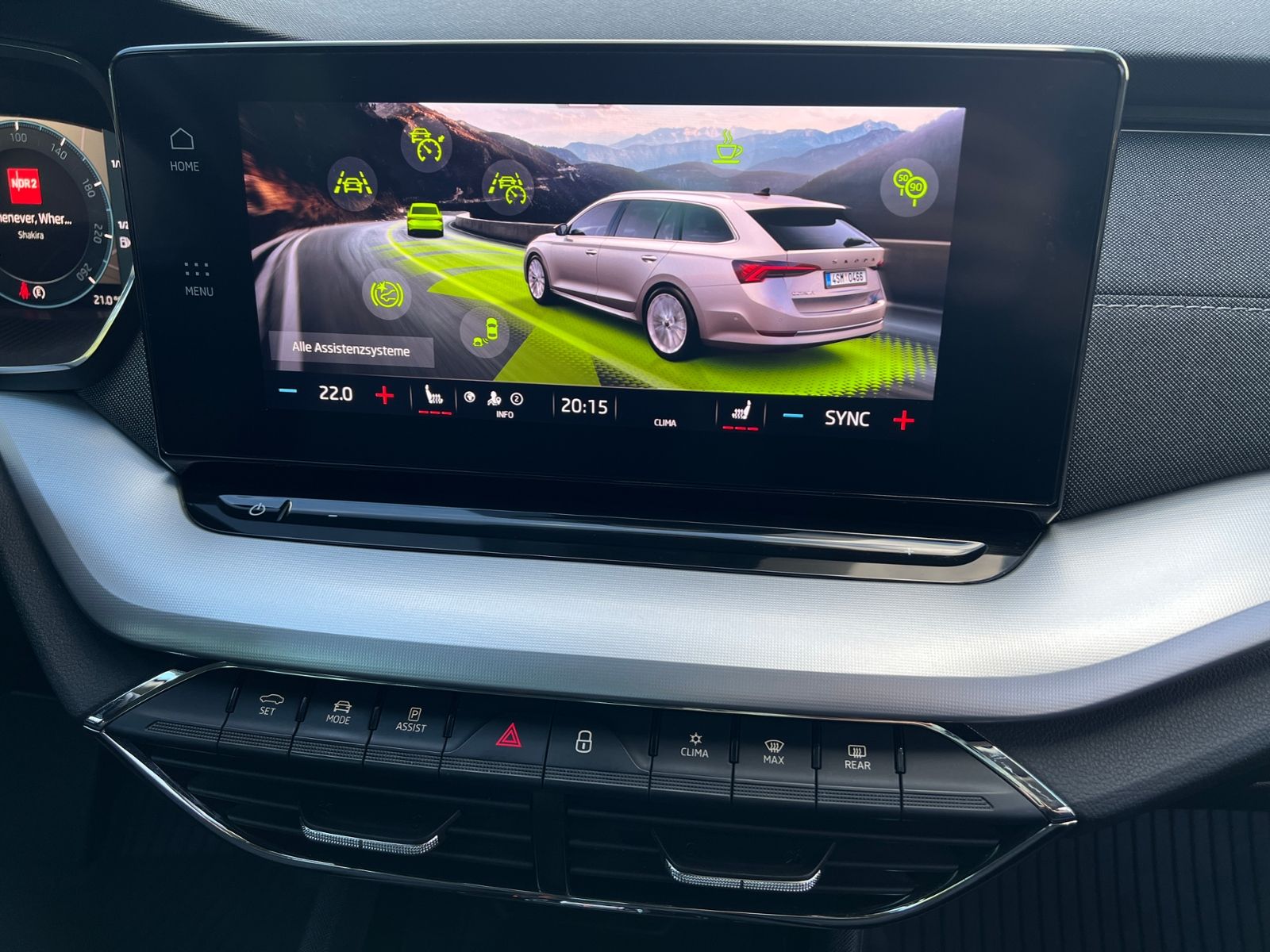 Fahrzeugabbildung SKODA Octavia III Combi iV Style 1.4 Hybrid DSG *LED,
