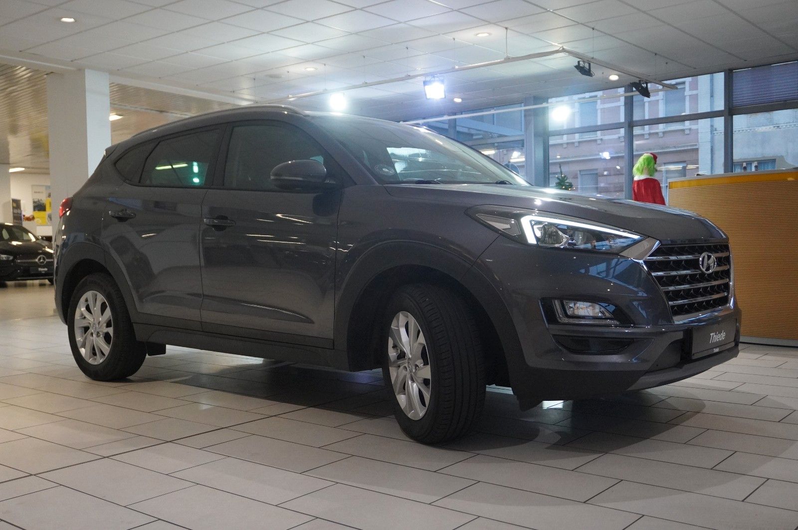 Fahrzeugabbildung Hyundai Tucson 1.6 T-GDI TREND AUTO. NAVI/LED/KAMERA/SHZ