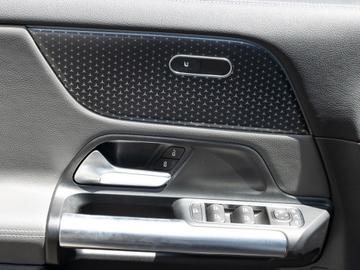 صورة مصغرة 15 لـ 2025 Mercedes-BENZ EQA