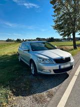 Skoda Octavia TÜV 05.2027 zu verkaufen - Skoda Octavia: 20v