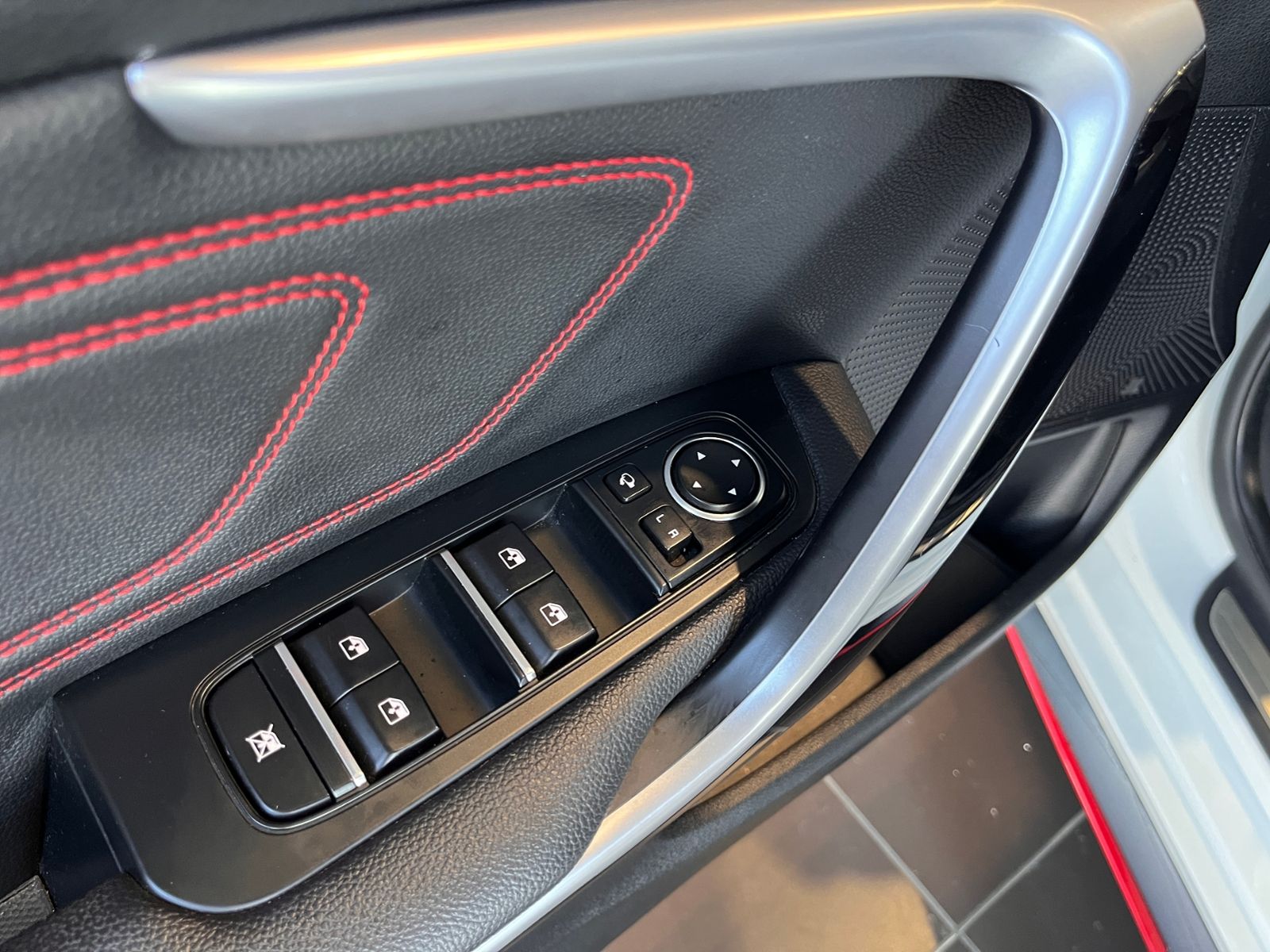 Fahrzeugabbildung Kia ProCeed GT AHK PANO KLIMA LED NAVI ALU
