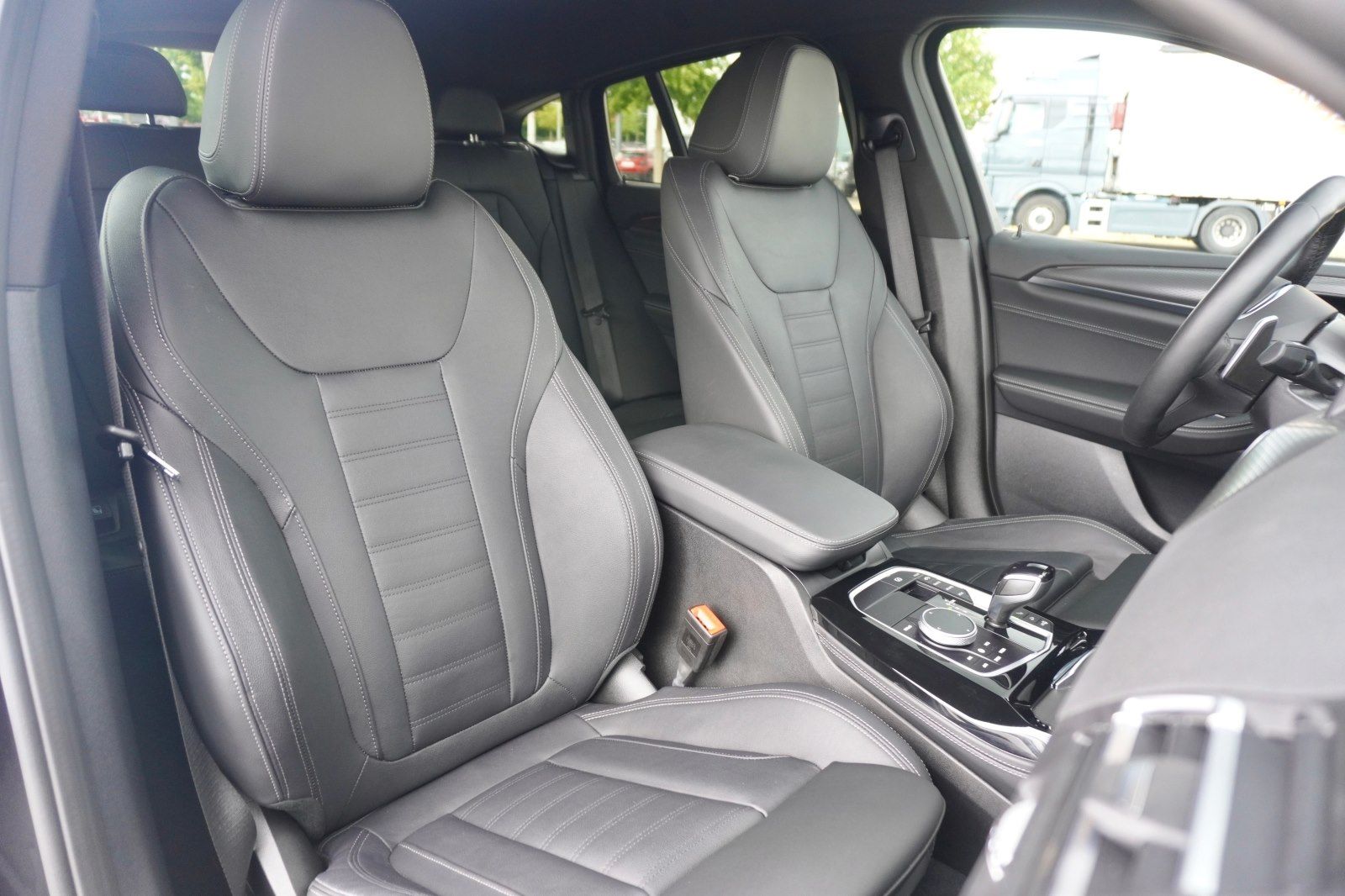 BMW X4 - Bild 26