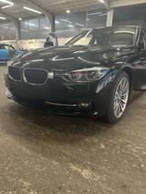 BMW 340i xDrive Touring Sport Line Automatic Spo... - BMW 340 bis 25.000 Euro