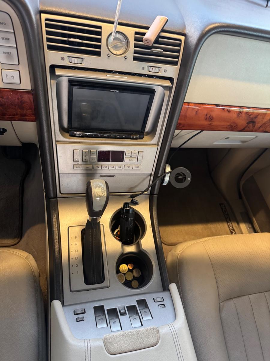 Lincoln Navigator