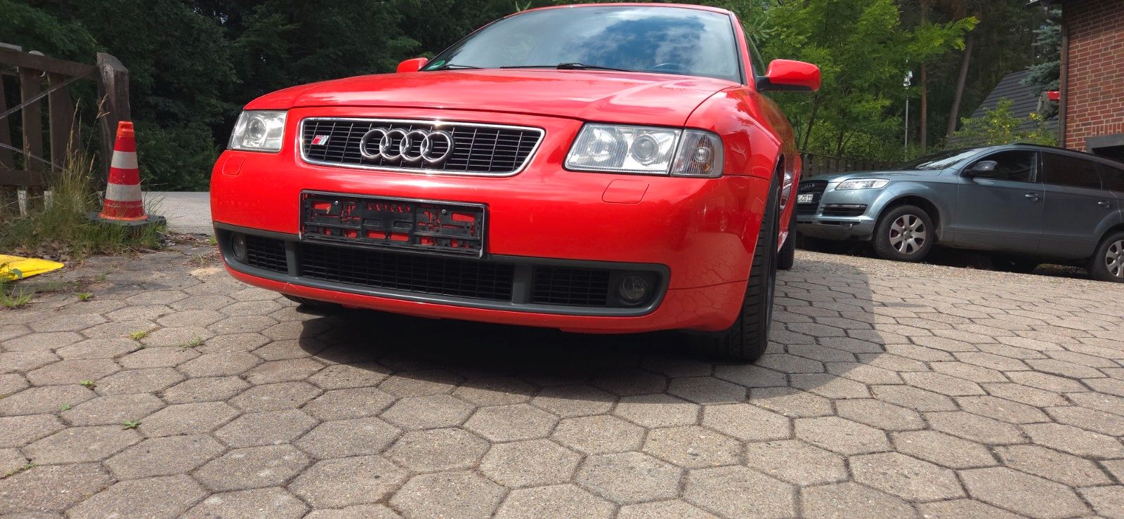 Audi S3 1.8 T quattro -