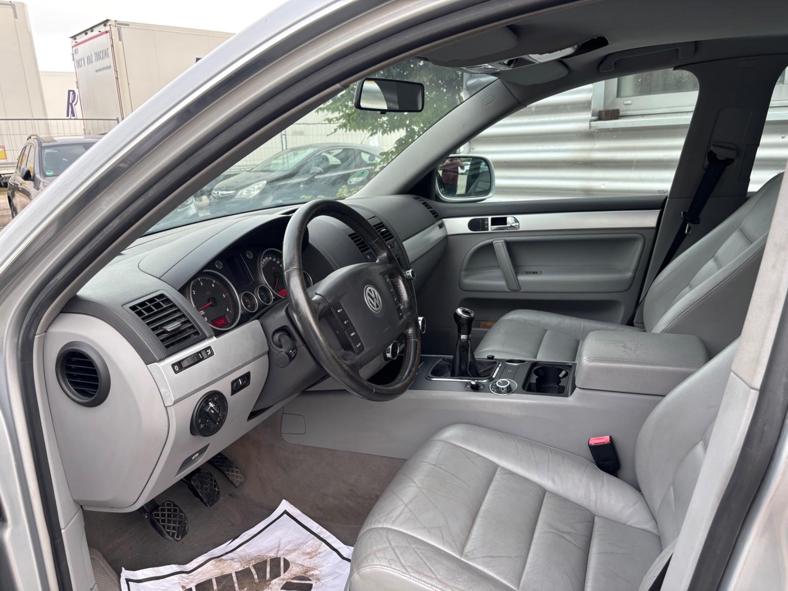 Volkswagen Touareg 2005 — photo 5