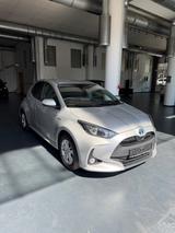 Toyota Yaris Hybrid Comfort ACC/Kamera/Carplay - Toyota Yaris Gebrauchtwagen in Stuttgart