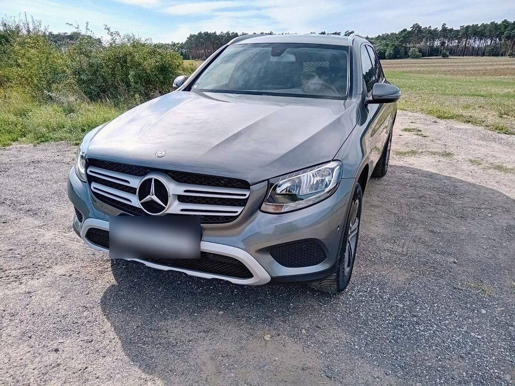 Image of Mercedes-Benz GLC 220