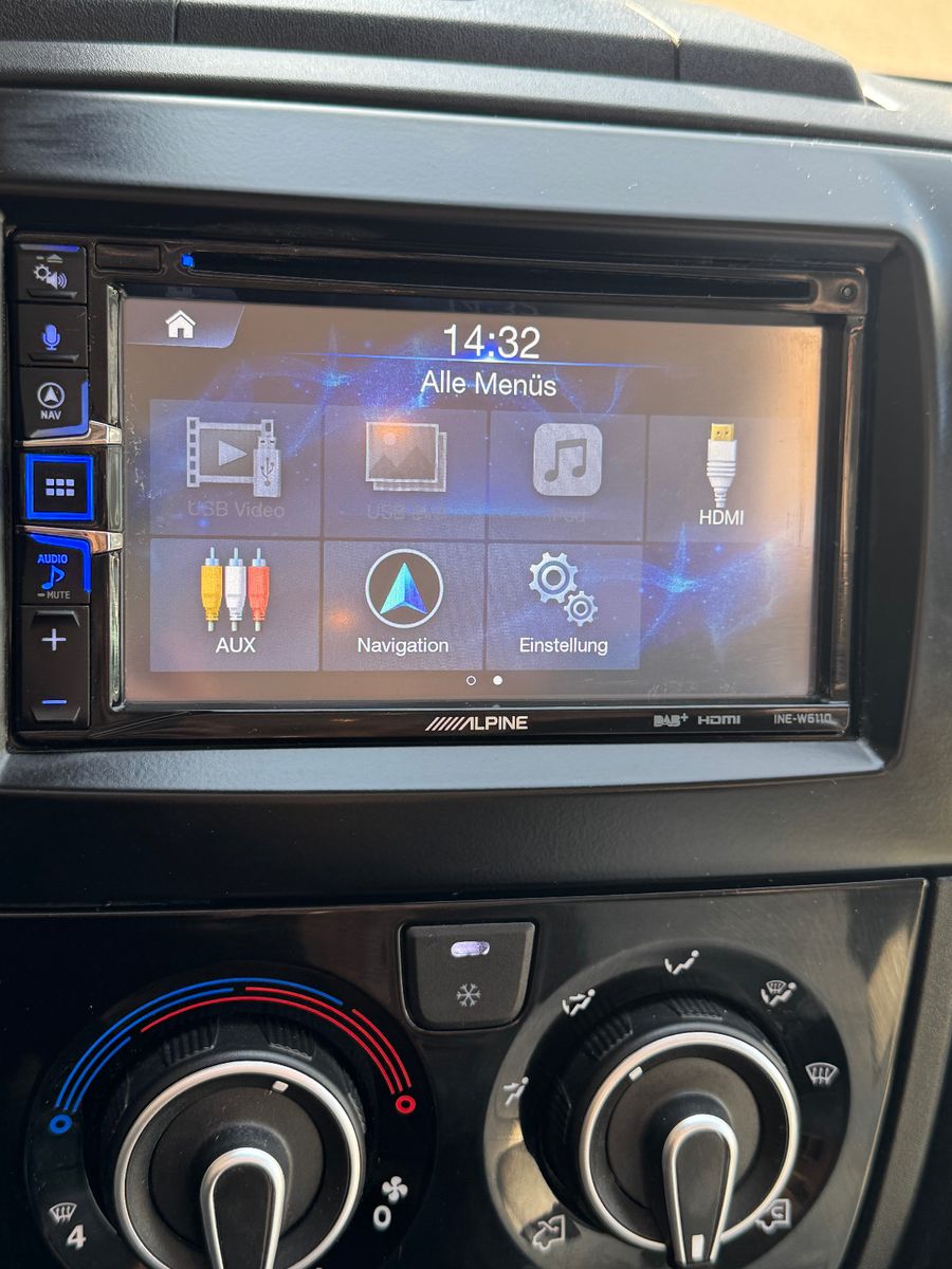 Fahrzeugabbildung Sunlight T 68 ADVENTURE EDITION FIAT LITIHIUM INVERTER 1H