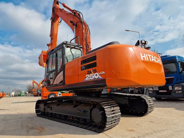 Hitachi ZX250LCN-6