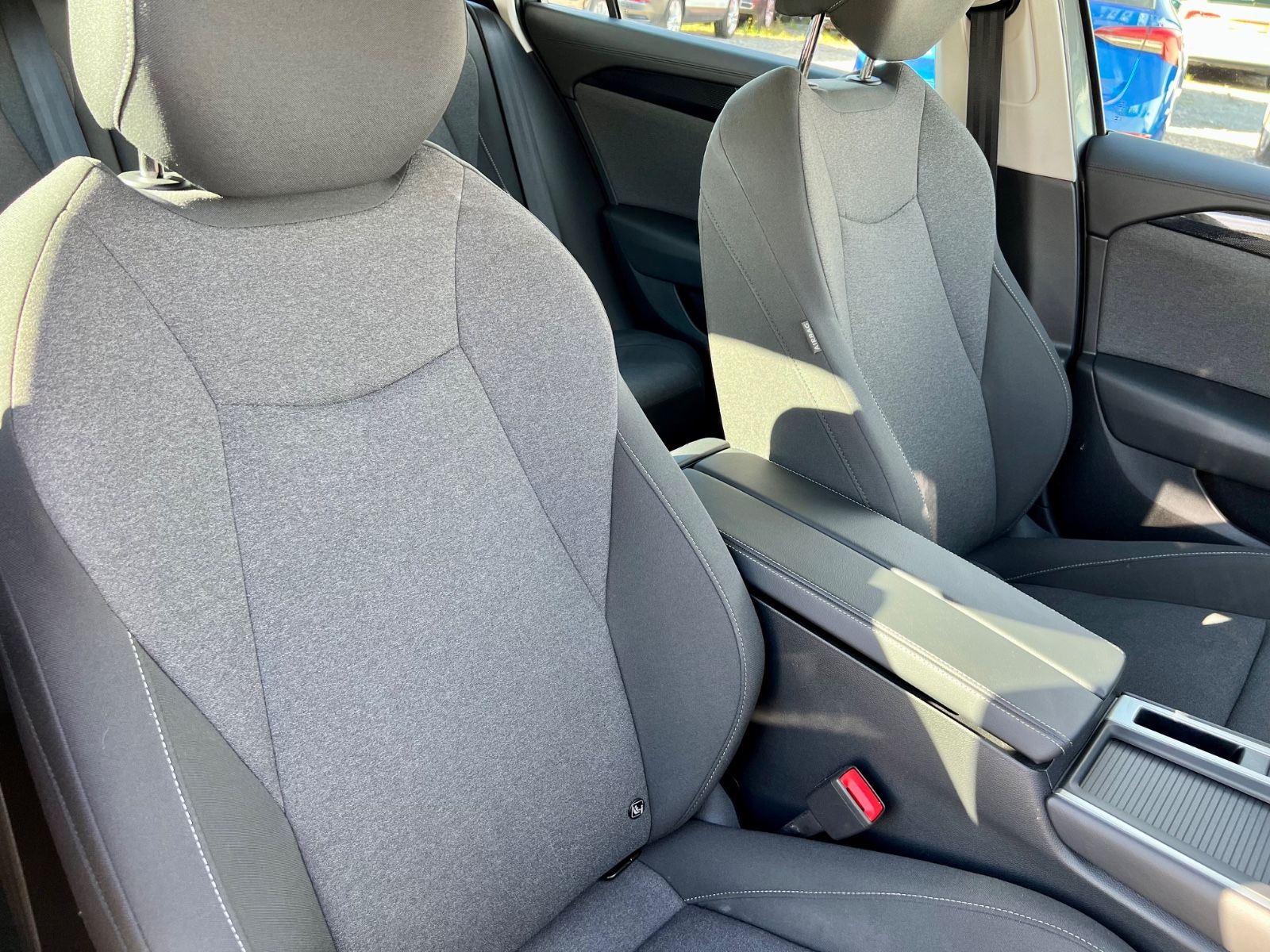 VW Passat Variant 1.5 eTSI AAC GZJR KAMERA SHZ