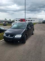 Volkswagen VW Touran Highline - Volkswagen Touran aus 2005: Highline