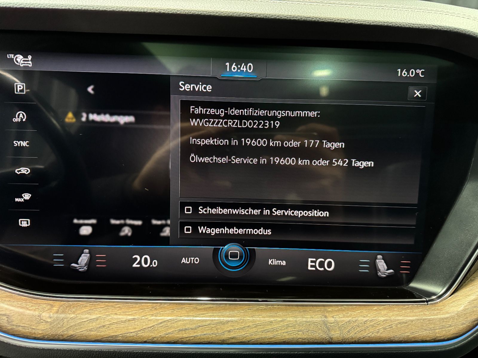 Fahrzeugabbildung Volkswagen Touareg 4.0 TDI V8 Atmosphere 4Motion|R-LINE|AHK