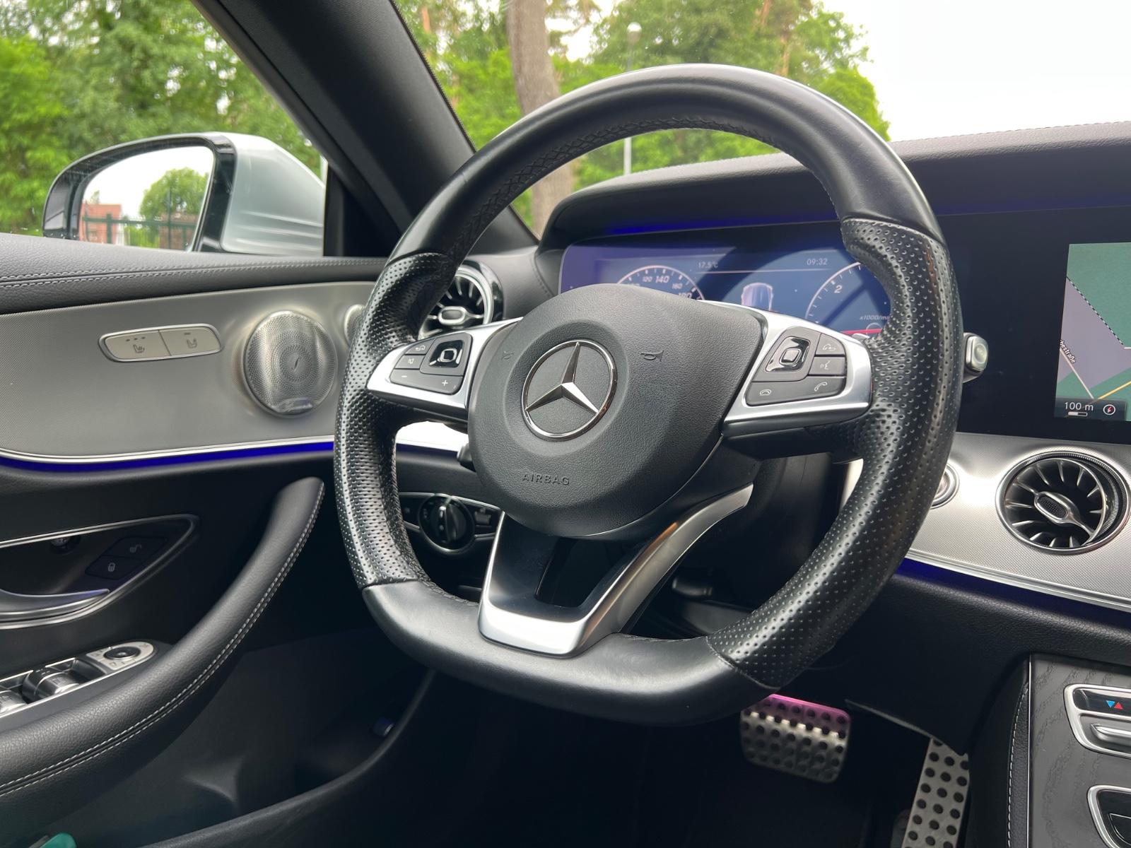 Mercedes-Benz E 220 d Autom. AMG Line Widescreen Burmester uvm