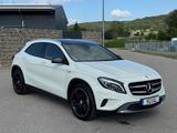 Mercedes-Benz GLA 180 AMG/Bi-Xenon/Navi/PanoKamera/Totwinkel - Mercedes-Benz GLA 180 mit Diesel-Antrieb