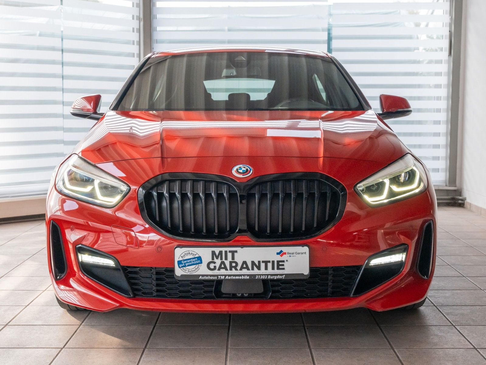 BMW 118i M Sport KAM KomfZug Alcantara DA Unfallfrei imagem 2