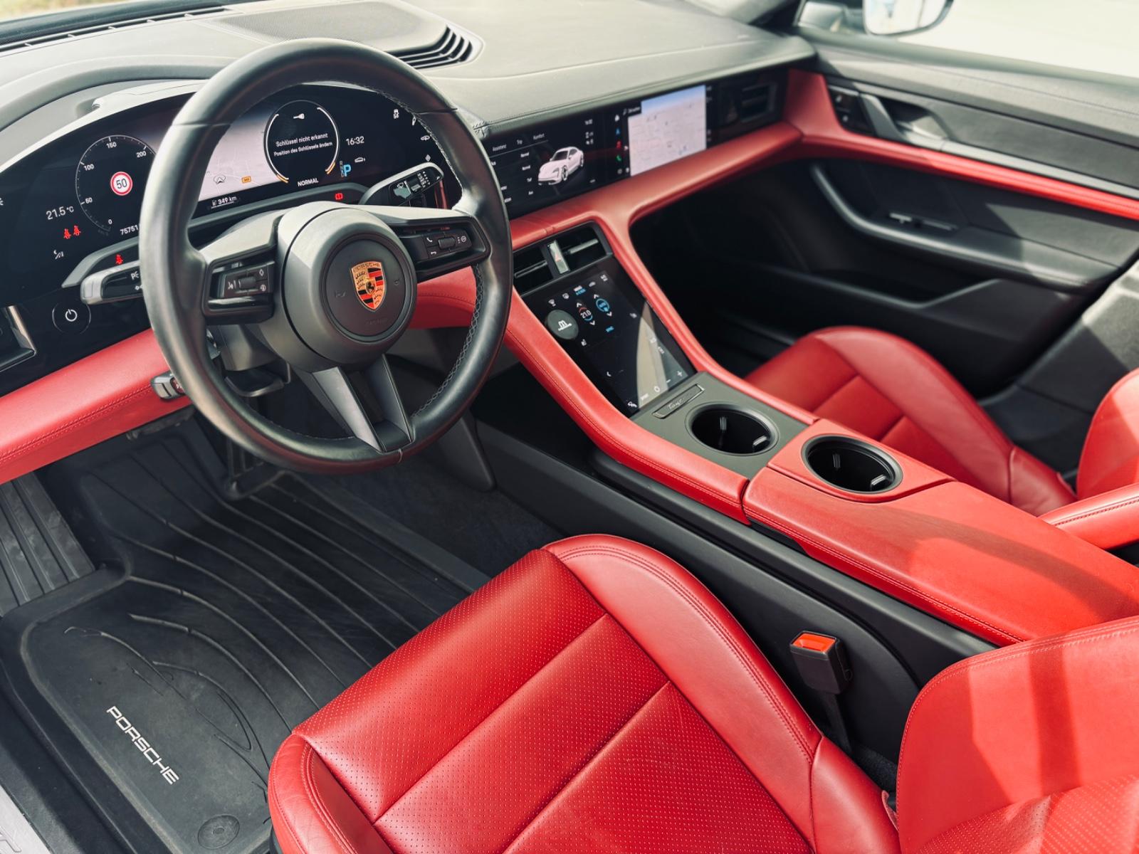 PORSCHE TAYCAN 4S PERFORMANCE+ 571CH