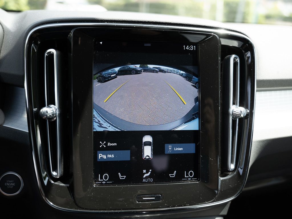 Volvo XC40 B4 Momentum Pro AWD LED W-LAN NAVI KAMERA foto 21