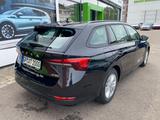 Skoda Octavia Combi Ambition 1.0 TSI DSG 81kW  NAVI - Skoda Octavia: 81 Kw