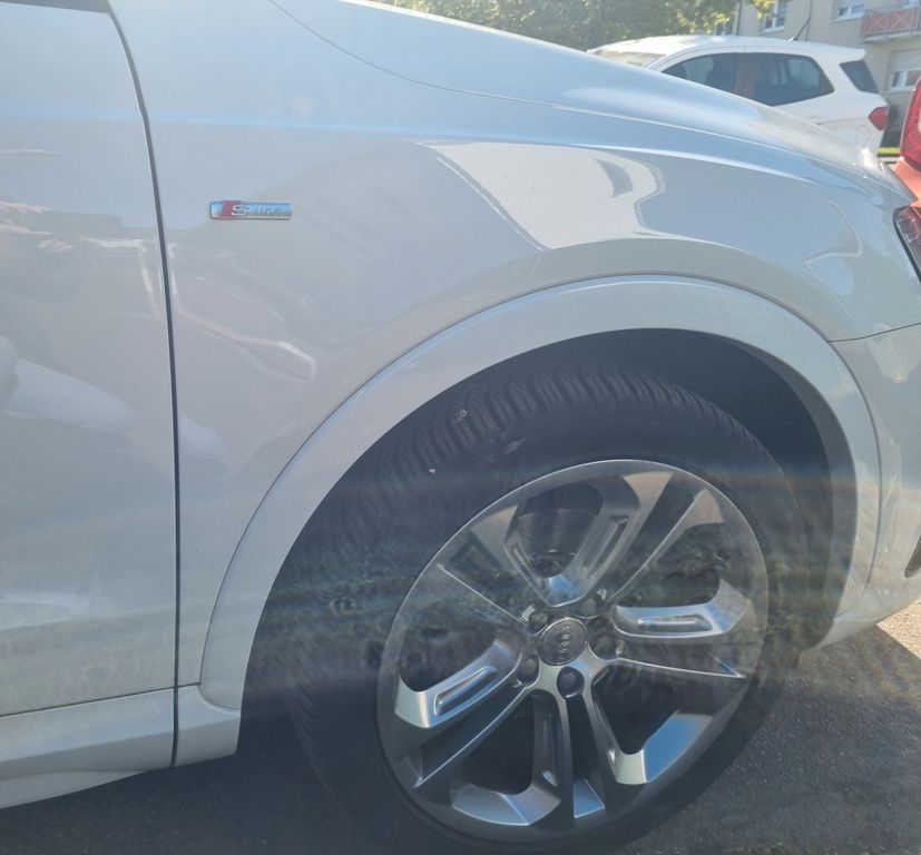 Image of Audi Q3