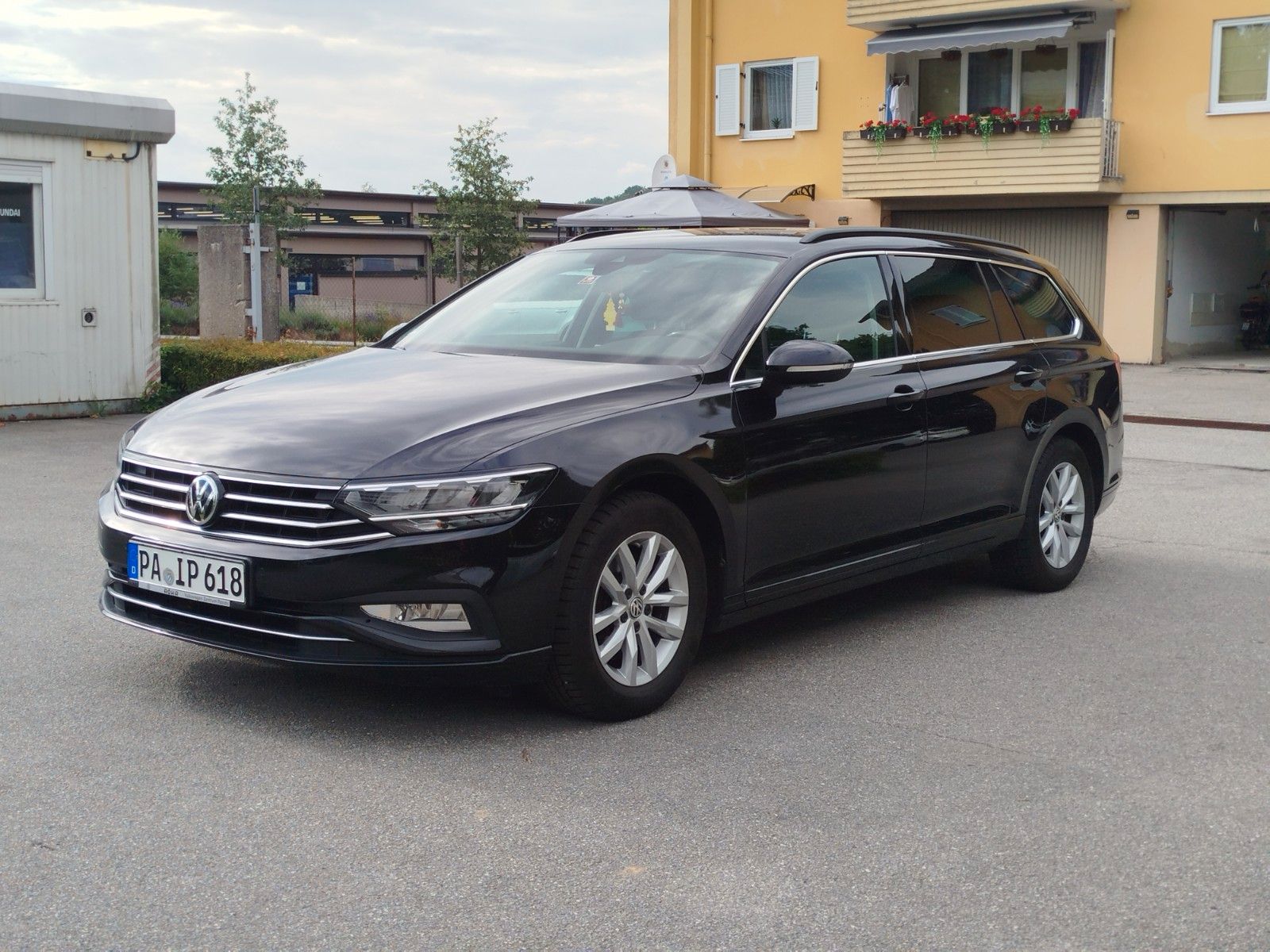 VW Passat Variant Business 119000 km Tüv 05/2028