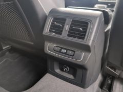 AUDI Q5 TDI 40 quattro S line Virt.Cockpit Rauten
