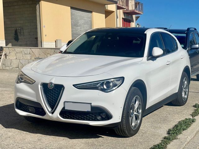 Alfa Romeo Stelvio 2.2 Turbodiesel 210 CV AT8 Q4