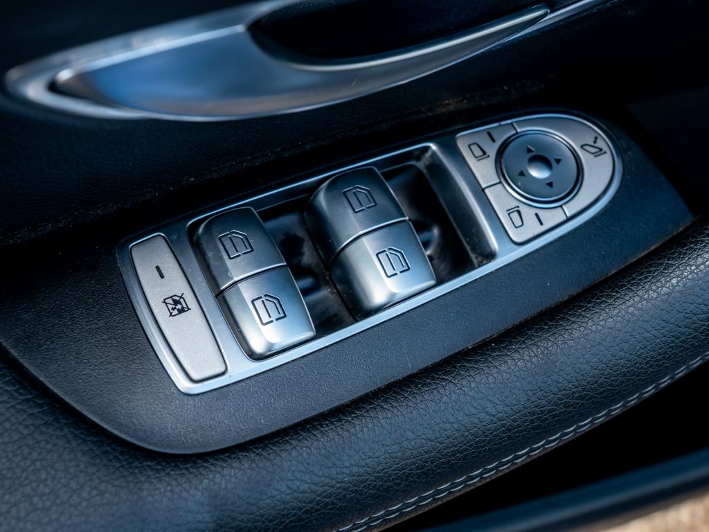 Mercedes-Benz E 200 AMG CABRIOLET NAVI KAMERA LED TEMPO SHZ foto 15