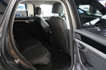 Volkswagen Touareg - 8