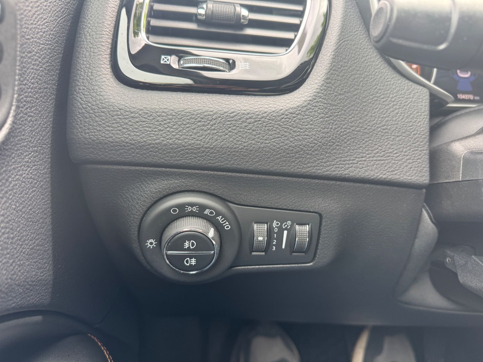Fahrzeugabbildung Jeep Compass Limited 4WD Leder+Navi+Kamera+ACC