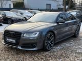 Audi S8 4.0 TFSI quattro plus/Carbon/Keramik/B&O - gebrauchte Audi S8 aus dem Jahr 2016