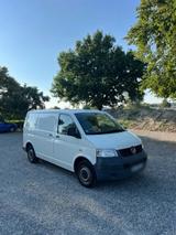 Volkswagen T5 Transporter 1.9 TDI - Volkswagen T5 aus 2007: 1.9