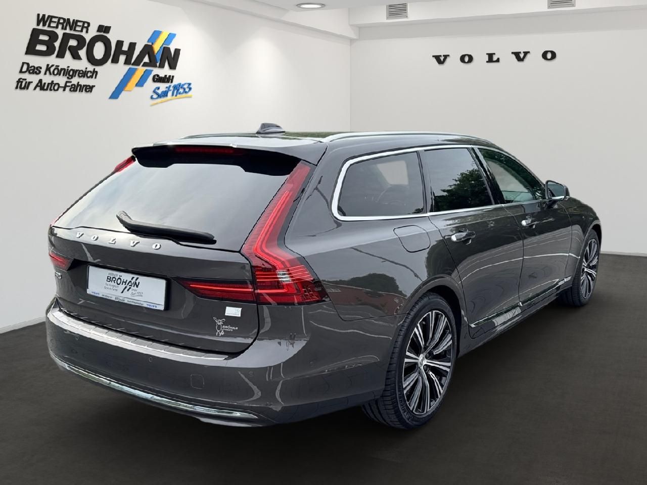 Fahrzeugabbildung Volvo V90 T6 AWD Inscription Recharge Plug-In Hybrid