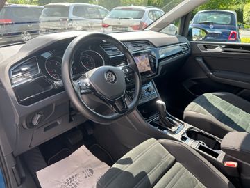 Fahrzeugabbildung Volkswagen Touran 2.0 TDI Highline 7 Sitze LED
