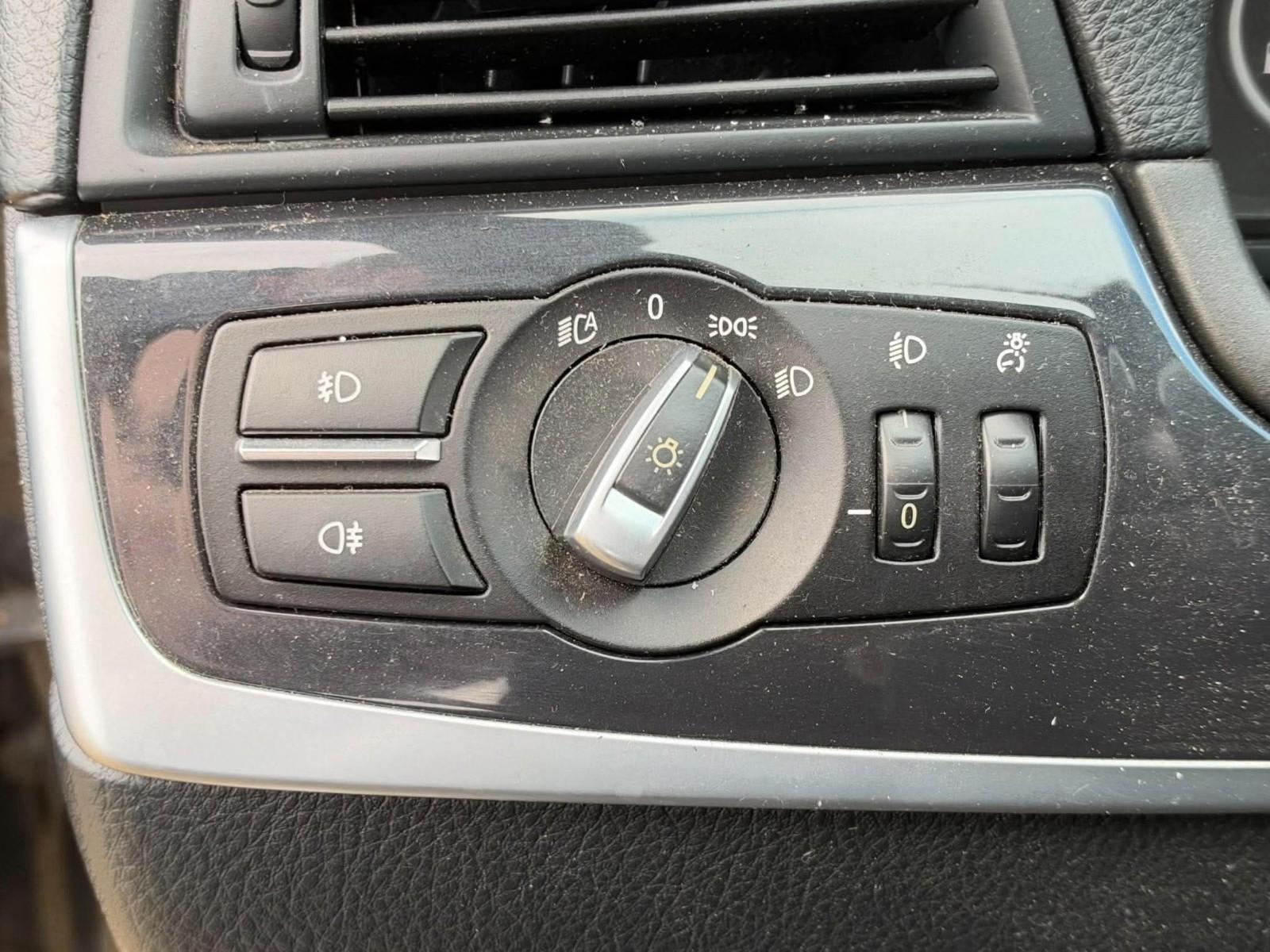 BMW 520 2011 — photo 15