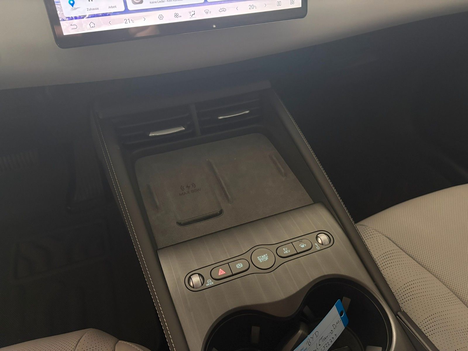 BYD SEAL 6