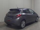 Peugeot 208 1.5 BlueHDI Allure Navi RfK PDC Pano - Peugeot 208 mit Diesel-Antrieb
