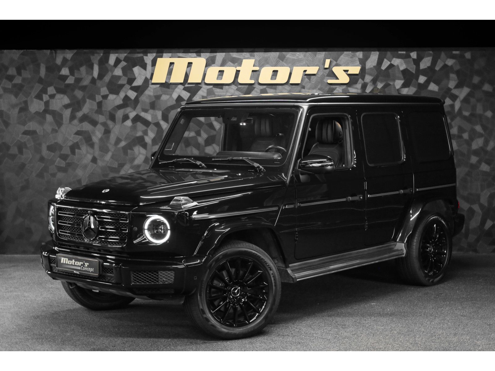 Mercedes-Benz G 400 d - G MANUFAKTUR / Carbon / Massage 