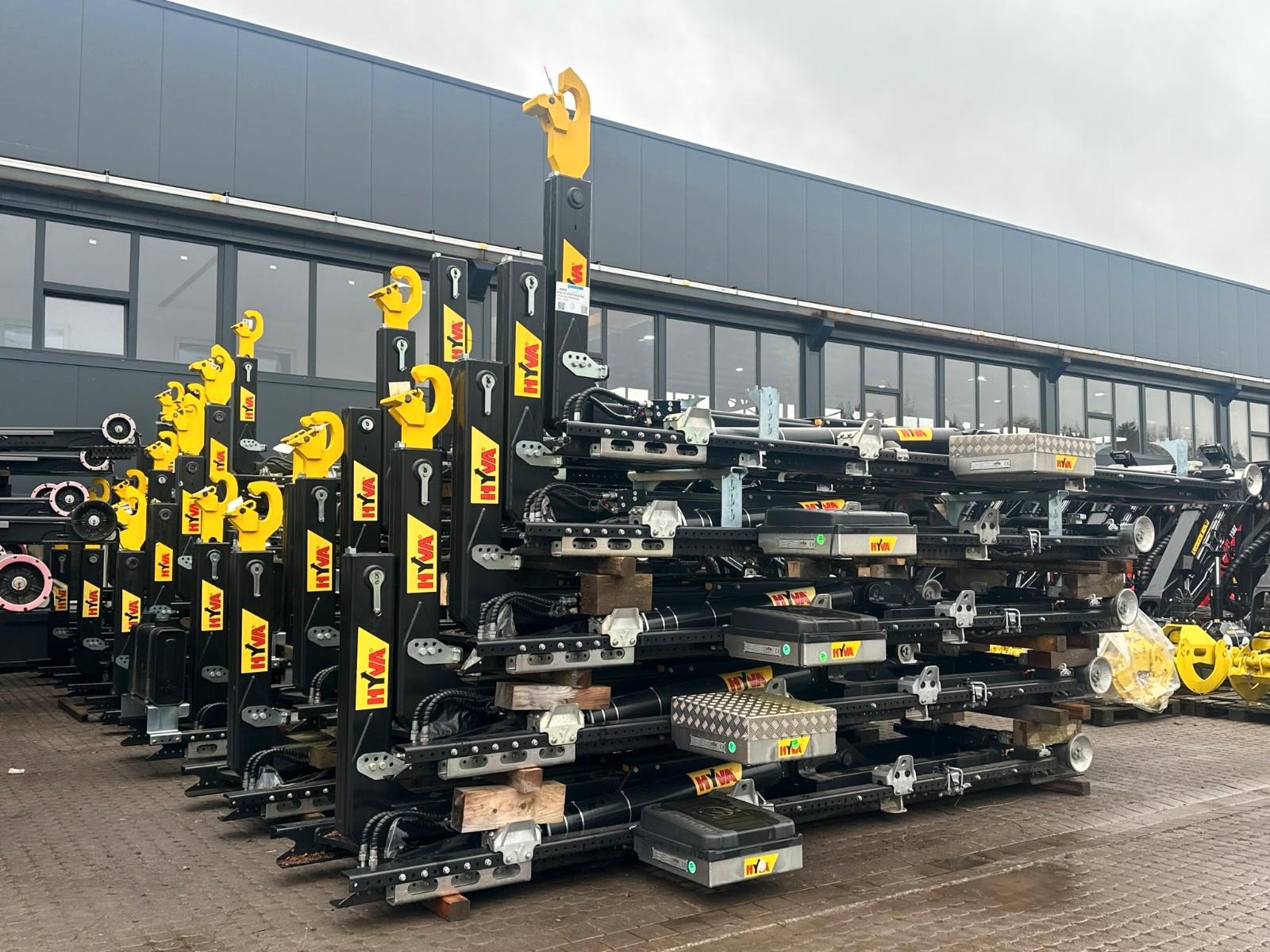 Andere Hyva Abrollkipper Aufbauten 12ton  20ton 26ton