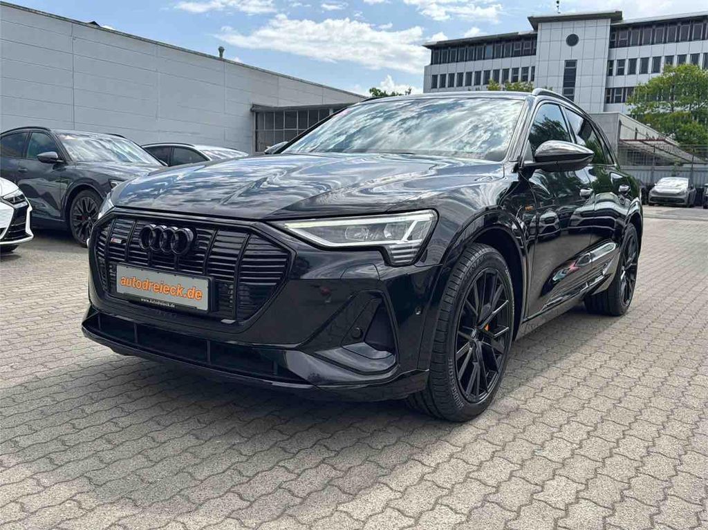 Image of Audi e-tron