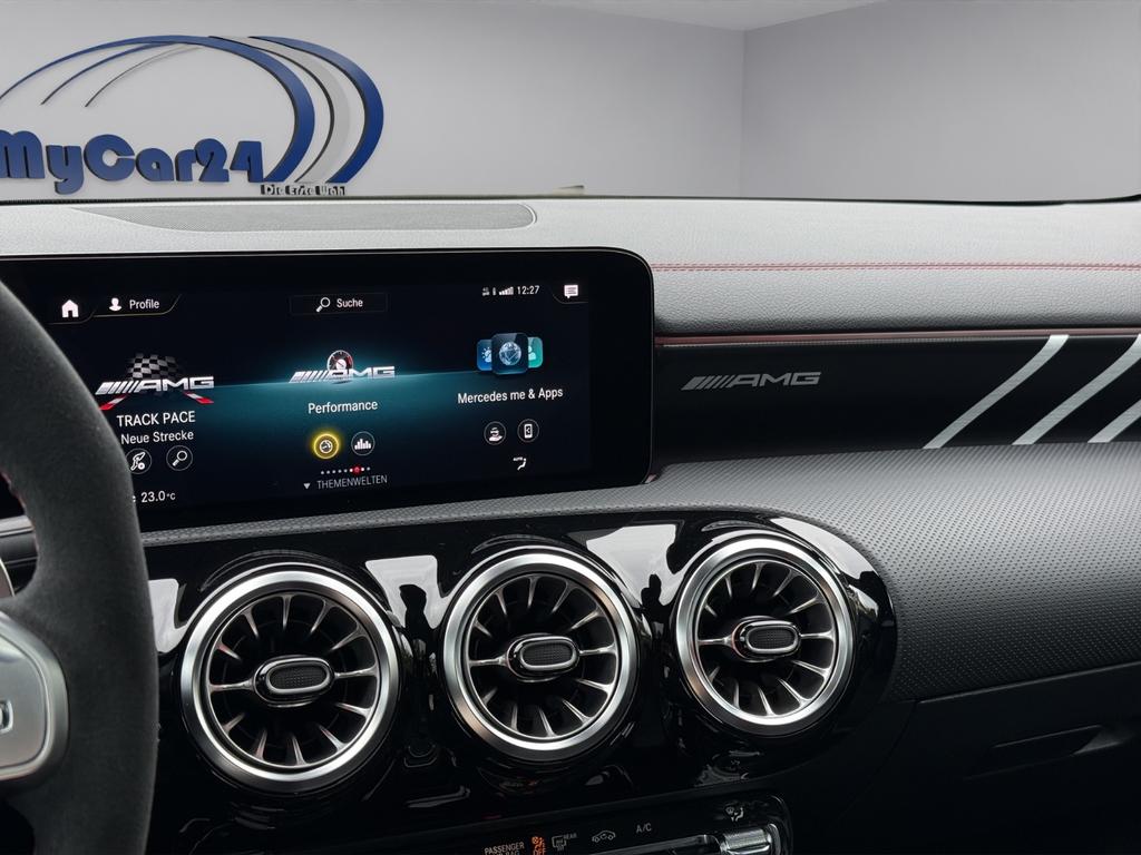 Mercedes-Benz CLA 45 AMG Shooting Brake