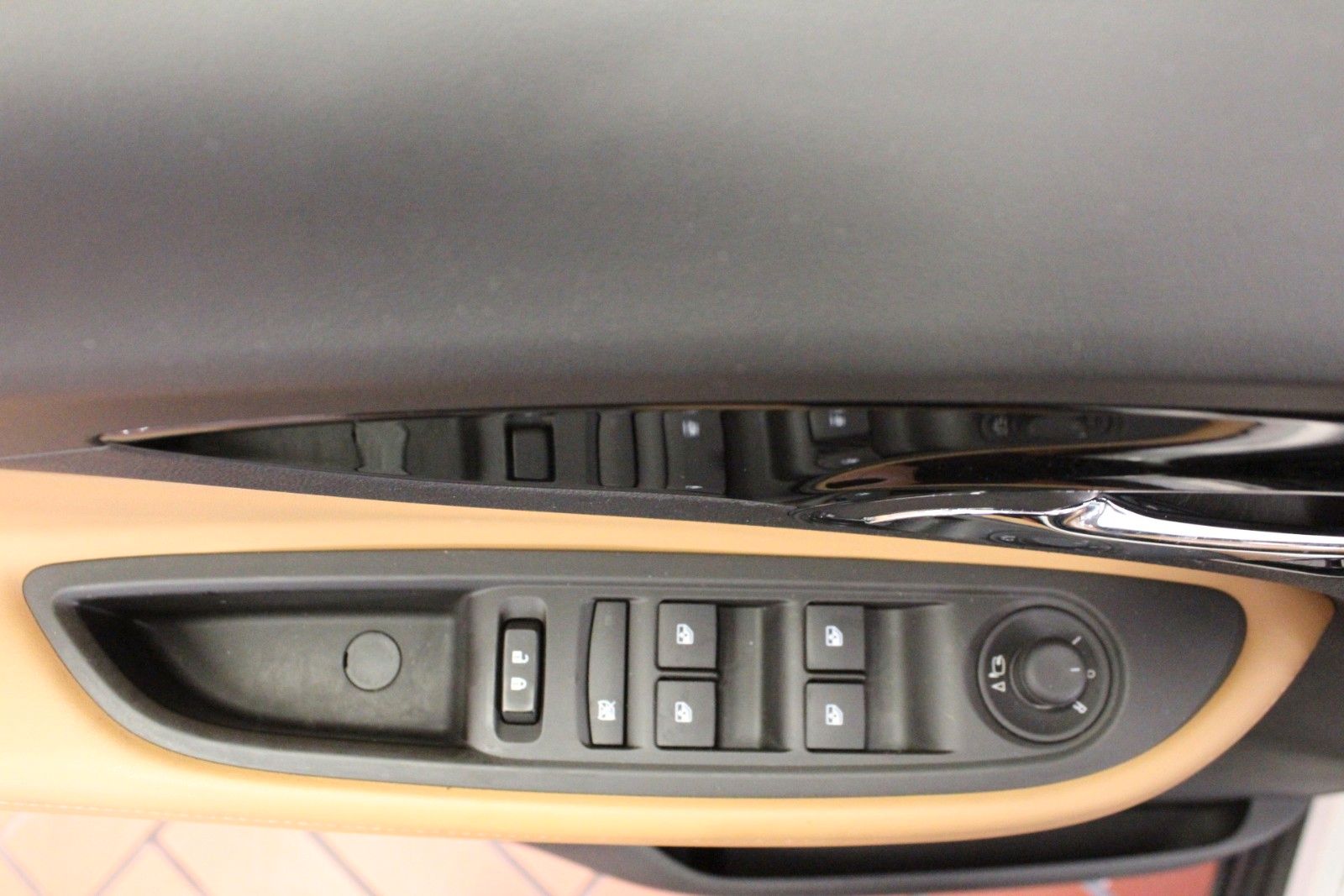 Fahrzeugabbildung Opel Mokka X 1.4 1.4 Turbo, Innovation,Automatik
