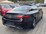 Mercedes-Benz E 220 d Coupe/AMG Line/Widescreen/Panorama/ - Mercedes-Benz E 220 mit Diesel-Antrieb: mit Navigationssystem