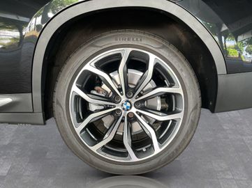 BMW X4 - 11