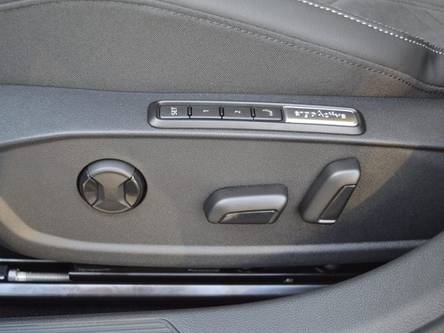 Golf VIII 1.5 eTSI DSG Style AHK/17-ZOLL/LED/BUS