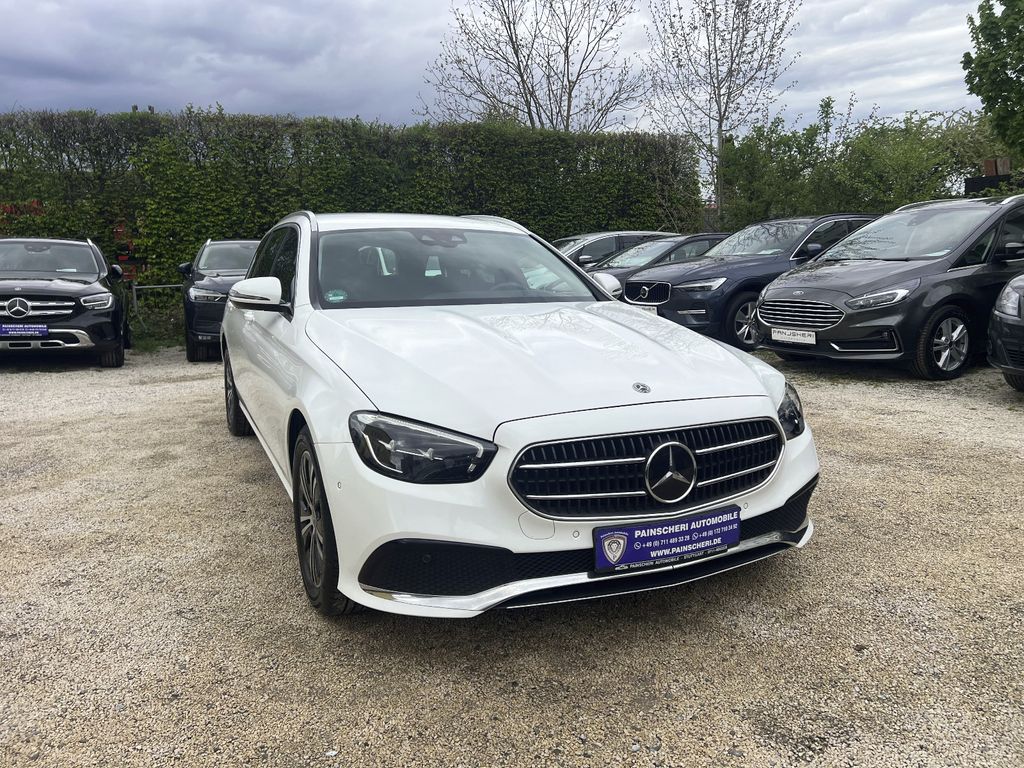 Mercedes-Benz E 220