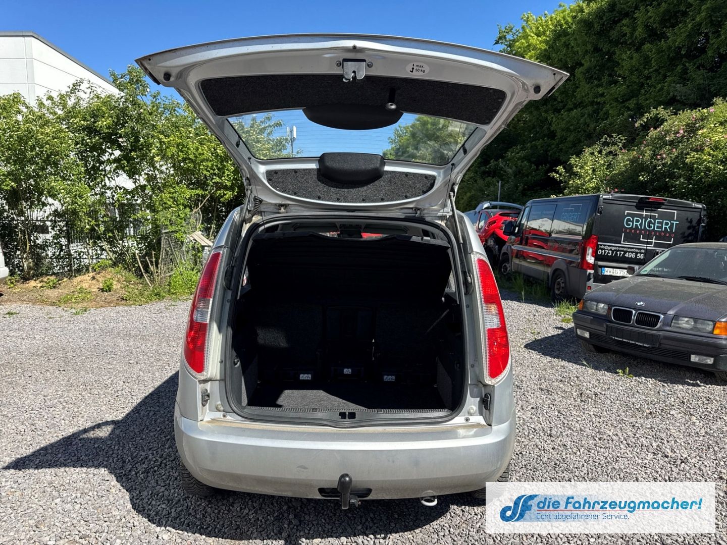 Fahrzeugabbildung SKODA Roomster Plus Edition 1.2 12V HTP *MOTORSCHADEN